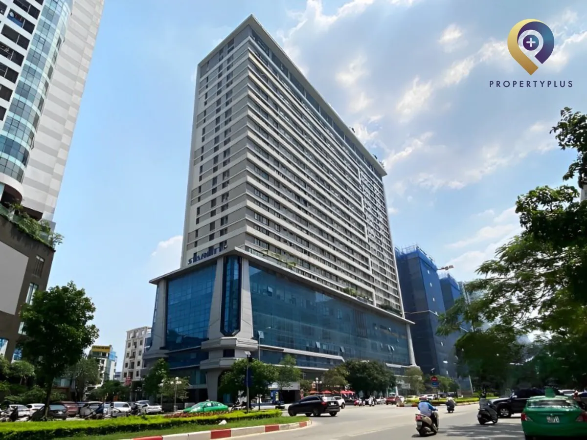 Tòa nhà Star City Lê Văn Lương nhìn từ góc đường